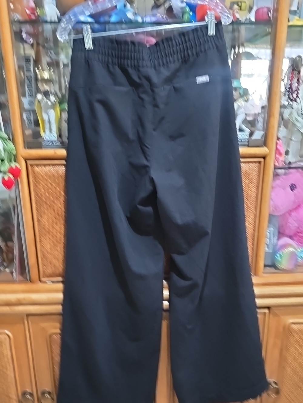 Figs Wide Leg Pants - Picture 7 of 8